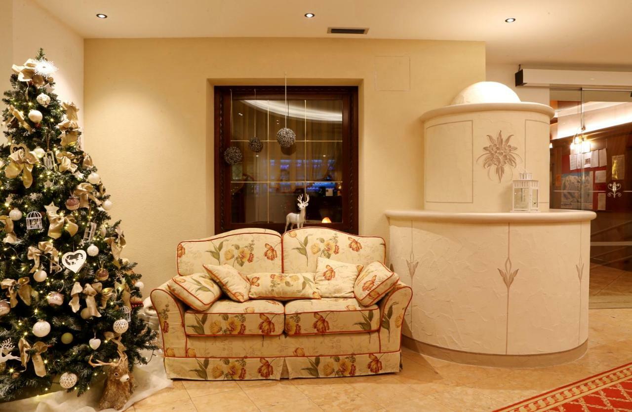 Hotel Belvedere Srl في ديلا باغانيلا المظهر الخارجي الصورة